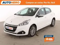 Usado Peugeot 208 Allure 110 CV (80 kW) 2018 Blanco Utilitario