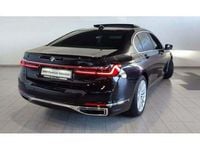 Usado BMW 730L Comfort Edition 286 CV (210 kW) 2021 Negro Berlina