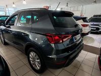 Usado Seat Arona Style 116 CV (85 kW) 2025 Gris SUV