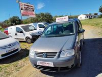 Usado VW Touran Advance 140 CV (102 kW) 2005 Gris / plata Monovolumen