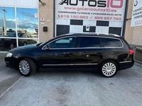 Usado VW Passat 140 CV (102 kW) 2010 Negro Familiar