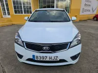 Usado Kia Ceed Plus 90 CV (66 kW) 2012 Blanco Utilitario