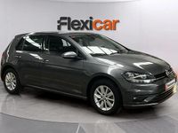 Usado VW Golf VII Advance 110 CV (80 kW) 2018 Gris Berlina