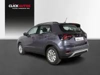 Usado VW T-Cross Advance 110 CV (80 kW) 2023 Gris / plata SUV