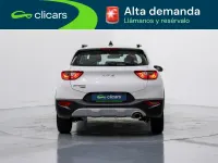 Usado Kia Stonic 100 CV (73 kW) 2022 Blanco SUV