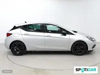 Usado Opel Astra Ultimate 145 CV (106 kW) 2021 Plateado Berlina