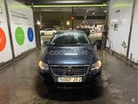 Usado VW Passat Highline 150 CV (110 kW) 2005 Azul Berlina