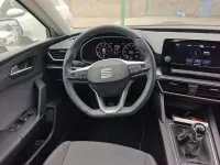 Usado Seat Leon Style 116 CV (85 kW) 2024 Blanco Familiar