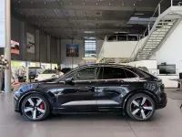 Usado Porsche Macan Turbo 469 kW (639 CV) 2024 Negro SUV