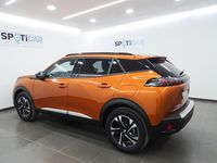 Usado Peugeot e-2008 Allure 100 kW (136 CV) 2023 Naranja SUV