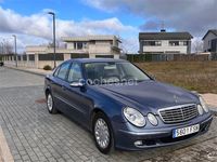 Usado Mercedes E320 Elegance 224 CV (164 kW) 2005 Azul Berlina