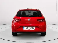 Usado Seat Leon Style 110 CV (80 kW) 2015 Rojo Utilitario