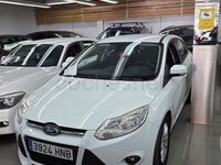 Usado Ford Focus Trend 101 CV (74 kW) 2012 Blanco Berlina