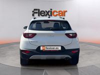 Usado Kia Stonic 84 CV (61 kW) 2022 Blanco SUV