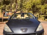 Usado Peugeot 307 CC 110 CV (80 kW) 2005 Gris / plata Descapotable
