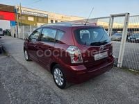 Usado Toyota Corolla Verso Sol 116 CV (85 kW) 2004 Granate Monovolumen