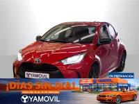Usado Toyota Yaris Plus 116 CV (85 kW) 2023 Rojo Utilitario