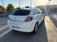 Usado Opel Astra GTC Enjoy 105 CV (77 kW) 2007 Blanco Berlina