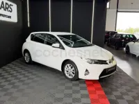 Usado Toyota Auris Business Edition 90 CV (66 kW) 2014 Blanco Berlina