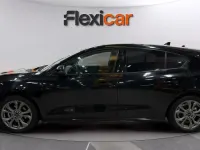Usado Ford Focus Active 125 CV (91 kW) 2023 Negro Berlina
