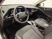 Usado Kia Niro 129 CV (94 kW) 2025 Gris / plata SUV