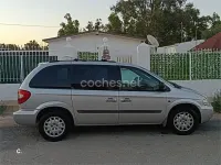 Usado Chrysler Voyager 147 CV (108 kW) 2007 Gris / plata Monovolumen