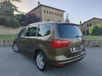 Usado Seat Alhambra Style 140 CV (102 kW) 2011 Beige Monovolumen