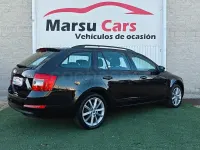 Usado Skoda Octavia Ambition 150 CV (110 kW) 2014 Negro Familiar