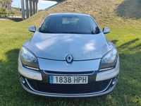 Usado Renault Mégane Dynamique 110 CV (80 kW) 2013 Gris / plata Berlina