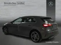 Usado Mercedes A180 AMG line 116 CV (85 kW) 2024 Gris montaña Berlina