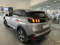 Usado Peugeot 3008 Allure 130 CV (95 kW) 2019 Gris SUV