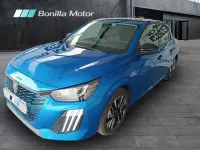 Usado Peugeot 208 Allure 100 CV (73 kW) 2025 Azul Utilitario