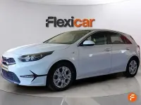 Usado Kia Ceed 136 CV (100 kW) 2023 Blanco Utilitario