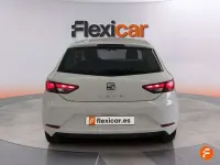 Usado Seat Leon ST Reference 110 CV (80 kW) 2019 Blanco Familiar