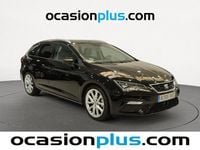 Usado Seat Leon FR 125 CV (91 kW) 2018 Negro Monovolumen