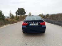 Usado BMW 320 170 CV (125 kW) 2010 Azul Familiar