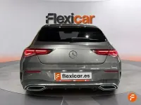 Usado Mercedes CLA200 Shooting Brake 150 CV (110 kW) 2020 Gris Familiar