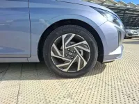 Usado Hyundai i20 101 CV (74 kW) 2024 Azul Utilitario