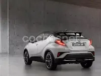Begagnad Toyota C-HR Sport 184 HK (135 kW) 2022 Grå SUV
