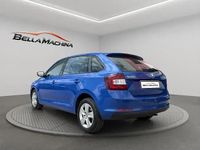 Usado Skoda Rapid Ambition 90 HP (66 kW) 2018 Azul Citadino