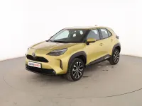 Usado Toyota Yaris Cross Active 116 CV (85 kW) 2023 Amarillo SUV