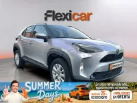 Usado Toyota Yaris Cross Active 116 CV (85 kW) 2025 Gris / plata SUV