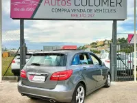 Usado Mercedes B180 109 CV (80 kW) 2014 Gris / plata Utilitario