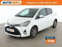 Usado Toyota Yaris Active 90 CV (66 kW) 2015 Blanco Utilitario