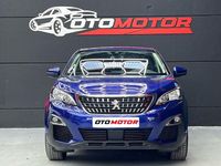 Usado Peugeot 3008 Style 130 CV (95 kW) 2020 Azul SUV