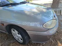 Usado Renault Mégane Coupé Dynamique 110 CV (80 kW) 2002 Gris / plata Coupe