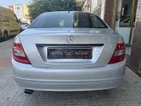 Usado Mercedes C220 Classic 170 CV (125 kW) 2008 Gris / plata Berlina