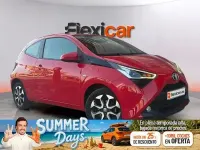 Usado Toyota Aygo X-play 72 CV (52 kW) 2019 Rojo Utilitario