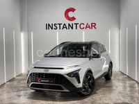 Usado Hyundai Bayon 100 CV (73 kW) 2022 Gris / plata SUV