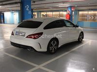 Usado Mercedes CLA200 Shooting Brake AMG line 156 CV (114 kW) 2017 Blanco Familiar